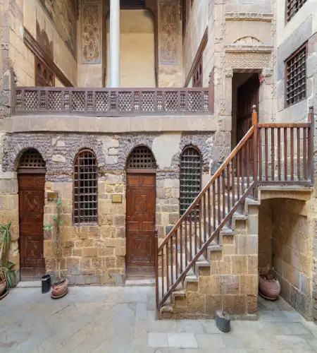 Al Darb Al Ahmar and Nmec Tour
